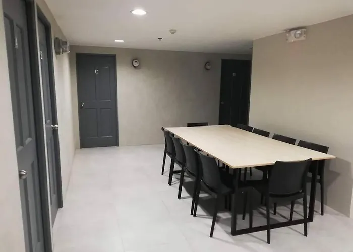 Apartment Real Residences 8a